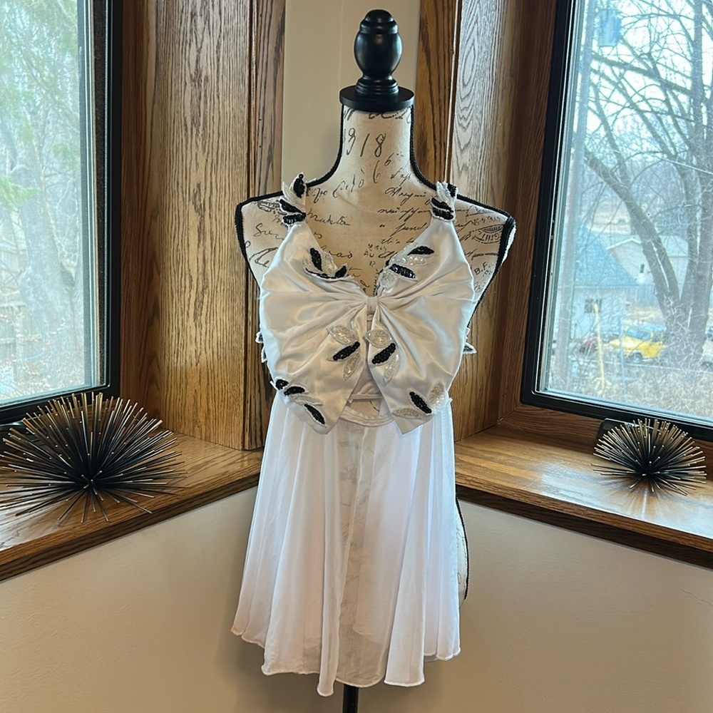 Glamour Costumes White & Black Lyrical Costume Size Large Child